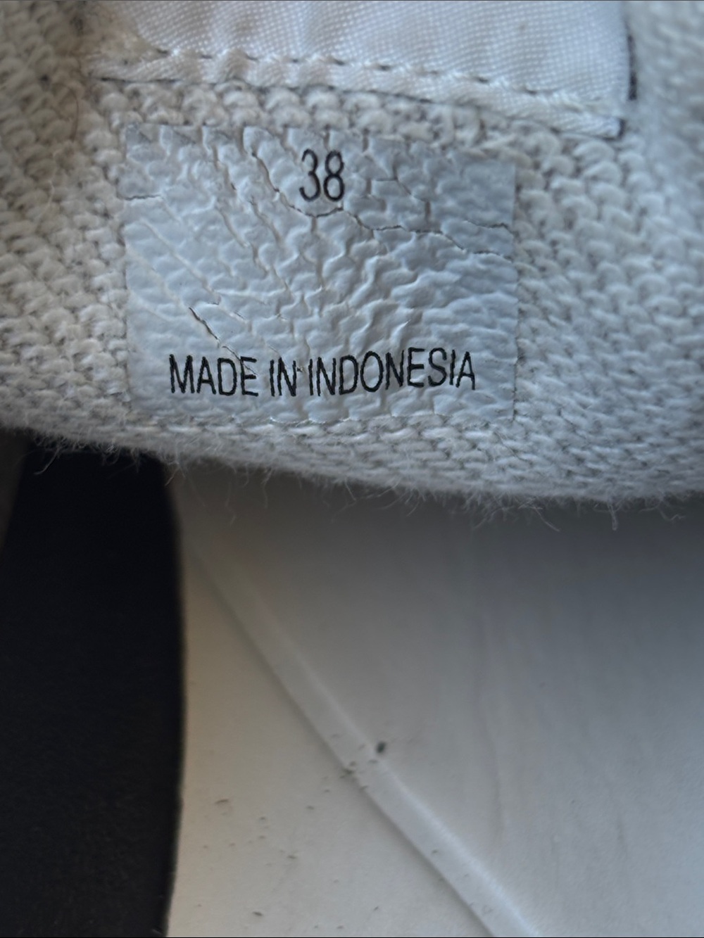 Rag & Bone Woman’s Suede Retro Runner Sneakers Cream Ivory Low Top Shoes size 38 - Picture 11 of 11